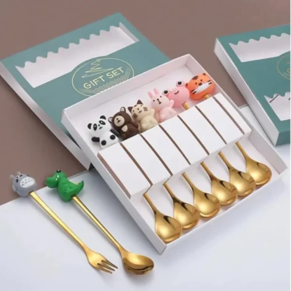 طقم معالق حلوي ذهبي 6 قطع - شخصيات سليكون